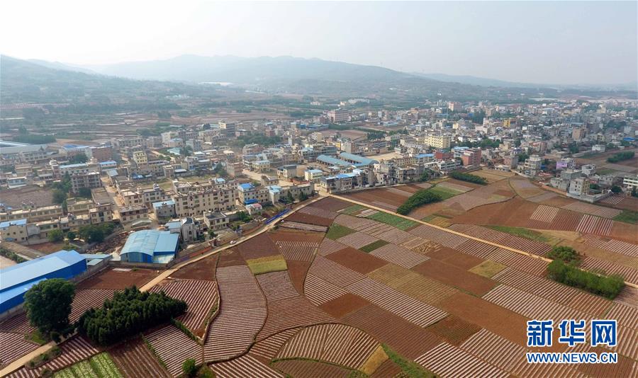 云南寻甸:红土地上的美丽田园乡村