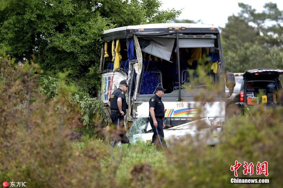 加拿大巴士事故24名中国游客受伤 中使馆启动