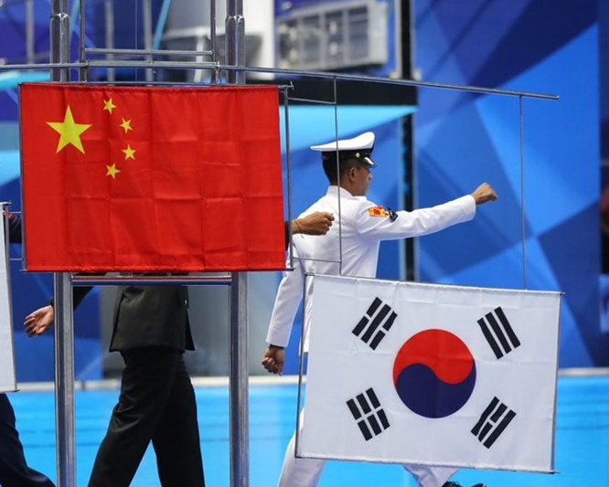 韩媒：印尼亚运会颁奖仪式 太极旗挂反了！