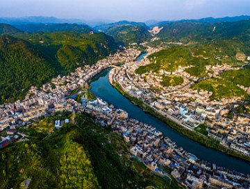 从离乡到返乡 农民的足迹见证产业变革