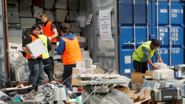 1516598723755761.jpg 5ac71aa41c8b5176459602045554ee5d.jpg