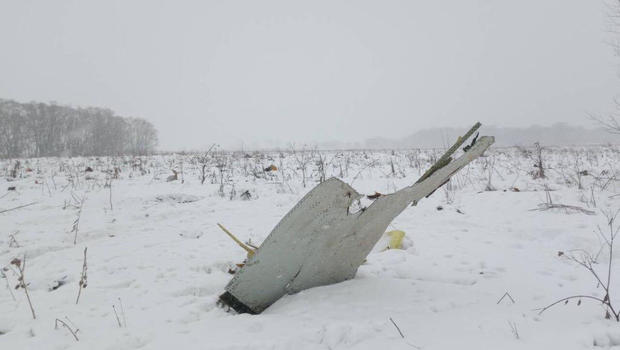 2018-02-11t134835z-1891046355-rc1ff3f9ef00-rtrmadp-3-russia-airplane-crush.jpg