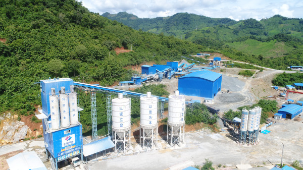 芳华照邻邦 中国水电三局参建老挝南欧江项目