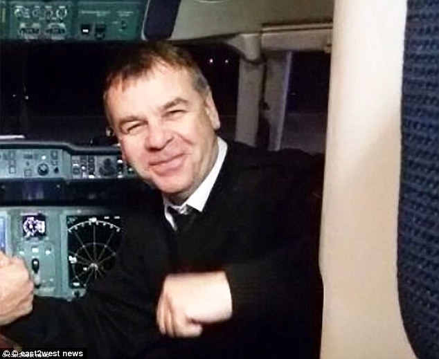 俄罗斯载71人客机坠毁前最后对话曝光 机长:我们完了