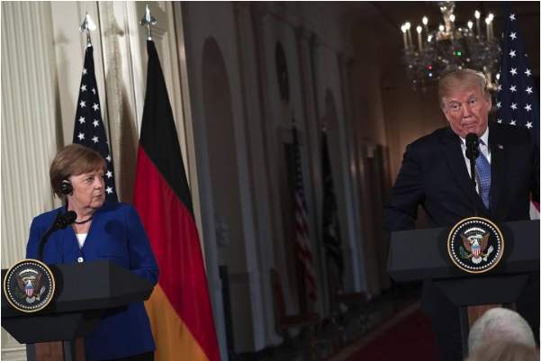 当地时间27日，美国总统特朗普与德国总理默克尔召开联合新闻发布会。