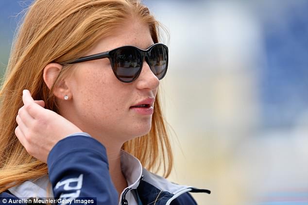 1525318796698465.jpg 4BC5B75A00000578-5682987-Jennifer_Gates_at_the_Longines_Paris_Eiffel_Jumping_competiton_o-a-34_1525277834220.jpg