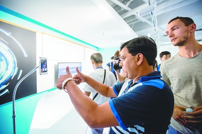 做好弘扬者、开拓者、传播者