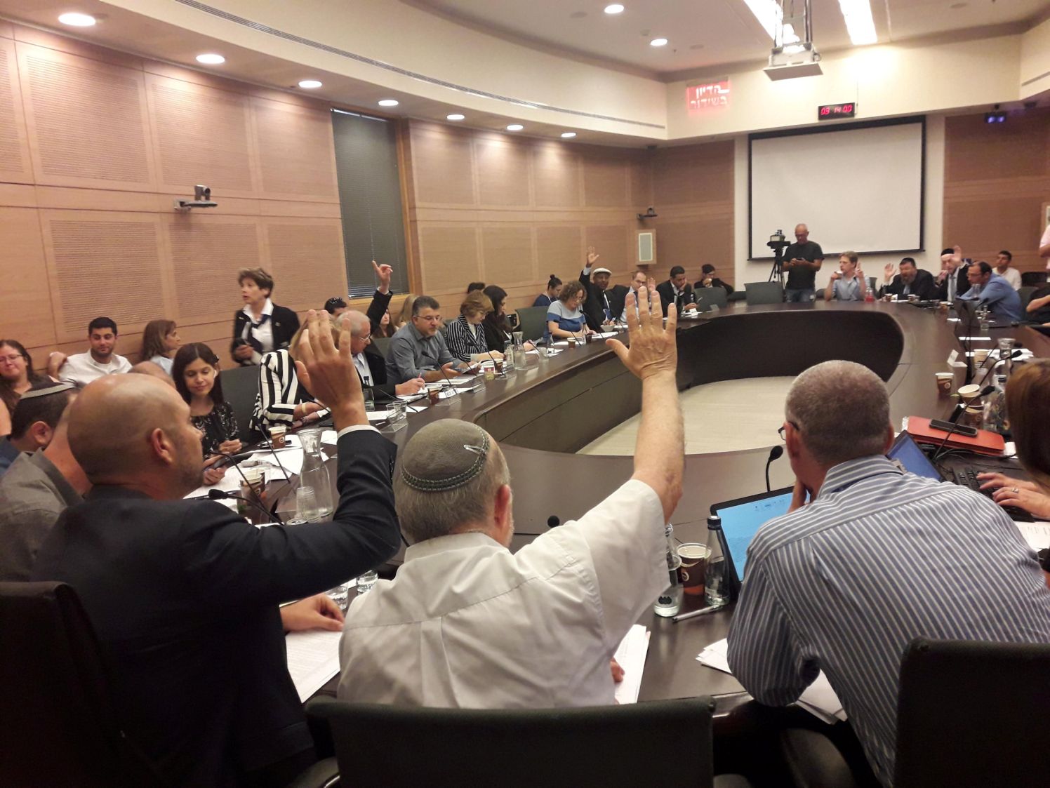 1531963598943200.jpg 0719以色列议会.jpg