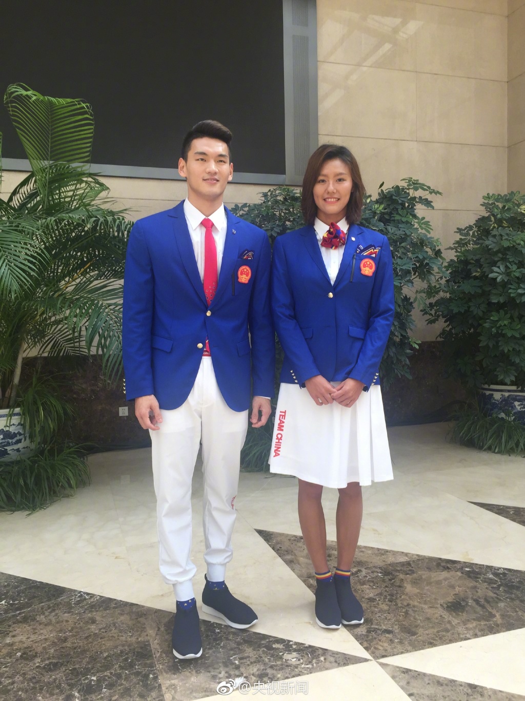印尼雅加达亚运会中国代表团礼服发布 告别番
