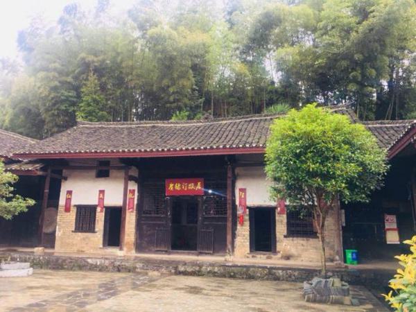 “精神长征”,一场“兴师动众”的红色探寻