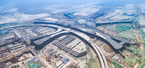 资料图片：这是2018年5月无人机拍摄的建设中的北京新机场。新华社发