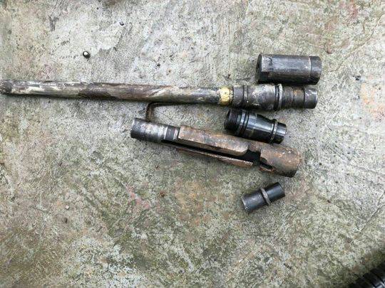 男子成都杀人后携枪逃到乐山 遭围捕撞车当场