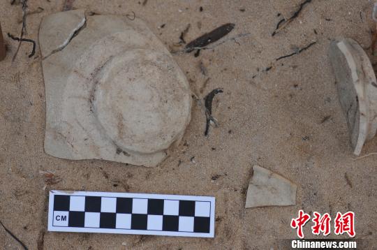 上博考古队赴斯里兰卡 发掘中国瓷片600余片