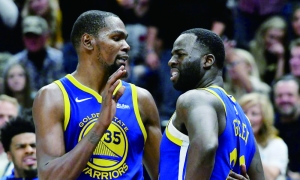 冠军队也闹内讧?扒NBA历史:还有在更衣室掏枪的