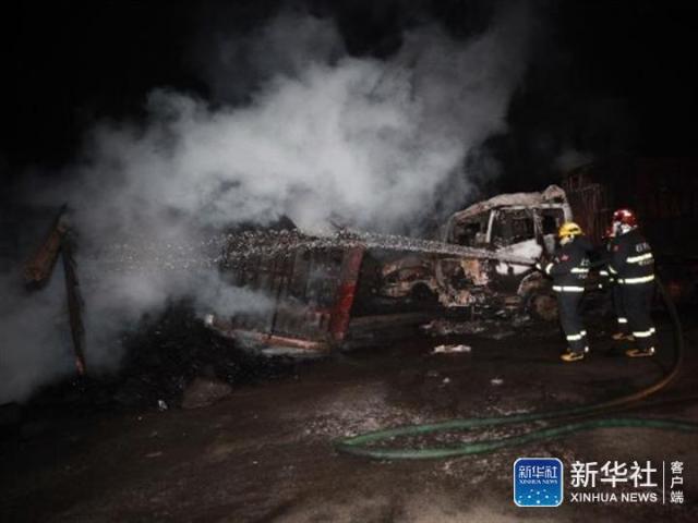 张家口爆炸事故初步原因:运输乙炔车辆引起连环爆炸