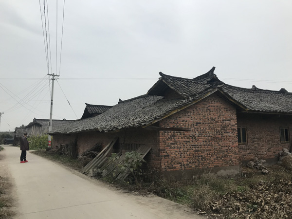 四川夹江公交爆炸案嫌疑人:10年未同家人来往