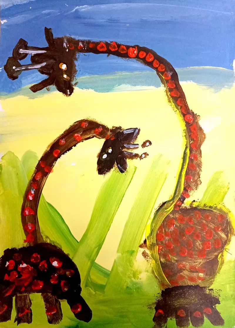 近日,世界那么大,中国是我家中国儿童画国际巡展走进英国伦敦,红黄蓝小朋友的20幅作品在伦敦西区Arthill Gallery(雅山画廊)展出,在孩子们的作品中,不仅可以感受到浓浓的传统文化韵味,也能体会到中国儿童对传统文化的传承与热爱。至此,2018年世界那么大,中国是我家中国儿童画国际巡展圆满收官。
