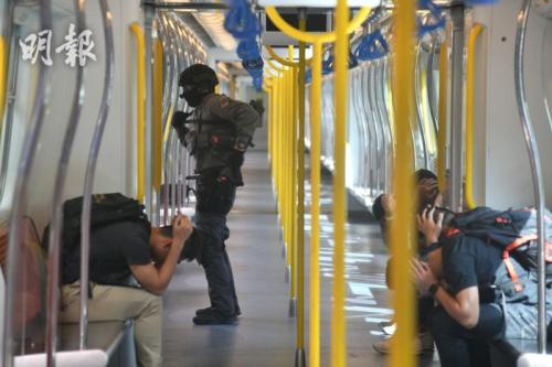 点击进入下一页