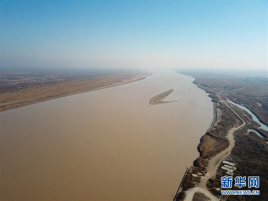 鸟瞰黄河口湿地风光 鸟瞰黄河口湿地风光