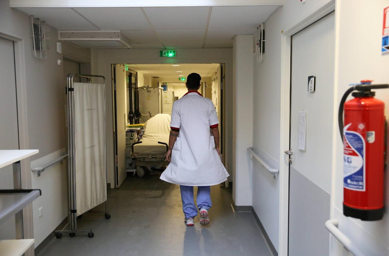 巴黎公立医院急诊系统将罢工 呼吁增员涨薪