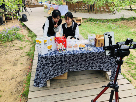 1556421953860463.png 阿里村播计划覆盖27省 将助销30亿元农产品推动农业现代化(1)375.png