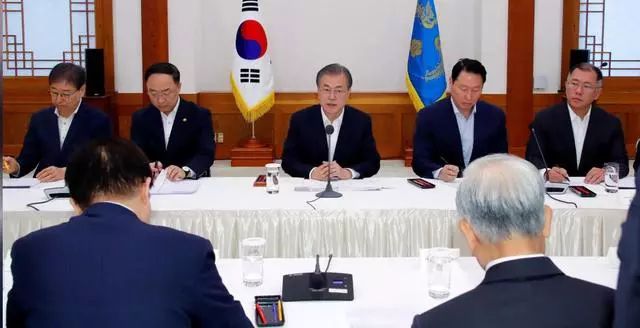  韩国总统召开紧急会议应对日本制裁