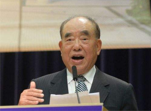 《郝柏村回忆录》在台出版 强调统“独”没有模糊地带