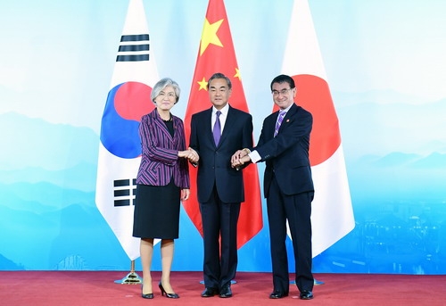 海外网评：推进“中日韩+X”合作，未来方向更明确