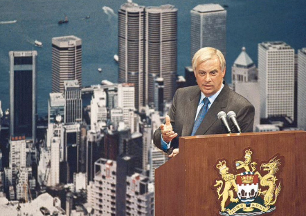 侠客岛：末代港督的“特殊使命”