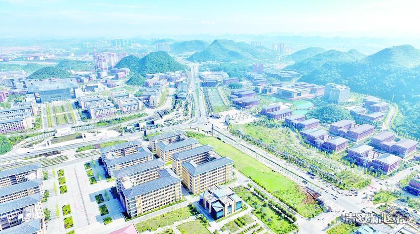 花溪大学城已建成区面积达16平方公里,区域总人口达20万人,已入驻贵州