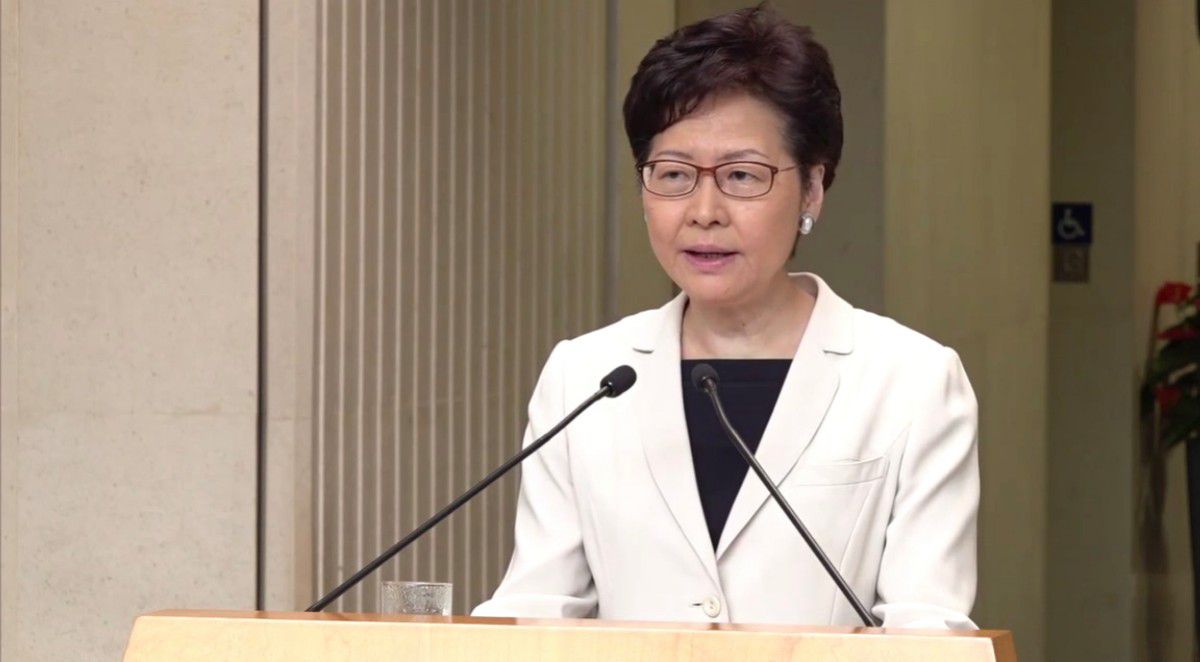 黄少安经济总量超美国是捧杀_美国经济大危机