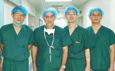 讲述亲历故事 见证辉煌历程（风从东方来——国际人士谈新中国70年发展成就）