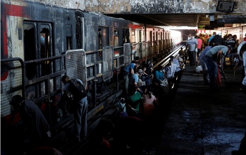 海外网评：智利这场骚乱，不只因为地铁票涨价
