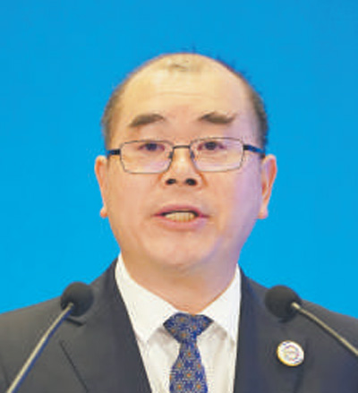 争当媒体融合发展排头兵