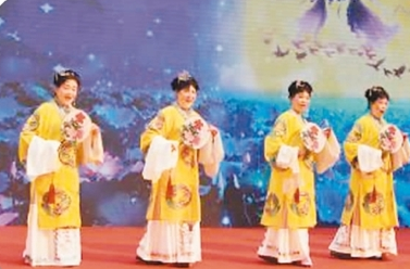 济台两地民众共叙“邻里情”