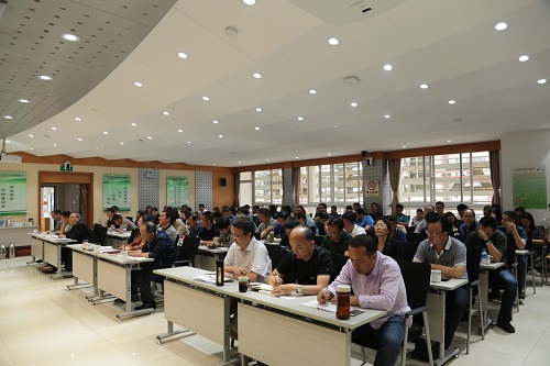 云岭建设公司党委召开“不忘初心、牢记使命”主题教育集中学习暨2019年第6次党委理论学习中心组学习 (2).JPG