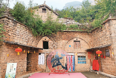 走临汾访古寻幽（行天下）