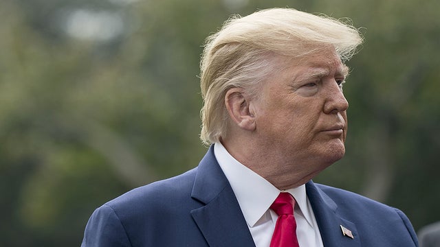 再有数小时政府就关门 特朗普紧急签署支出法案