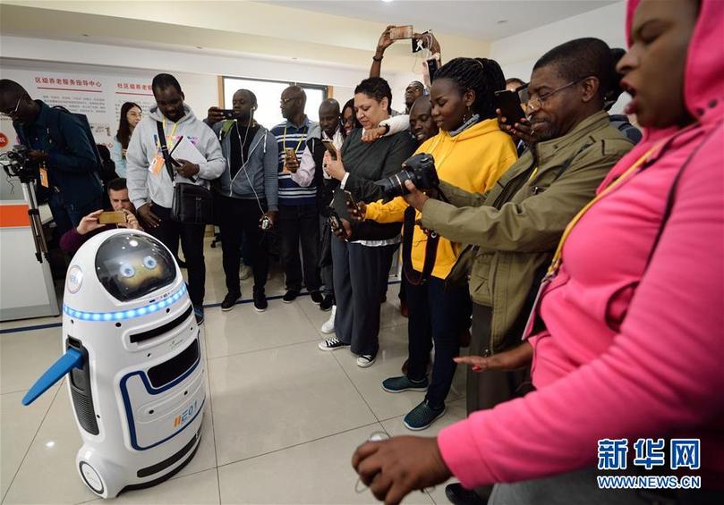 海外网评：“银发浪潮”下，中国与世界共享智慧