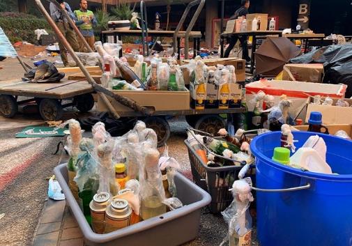 香港警方：在港理大检获汽油弹爆炸品及武器等超6500件