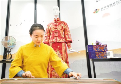 跨界混搭 焕发生机 老字号倚“老”卖“新”