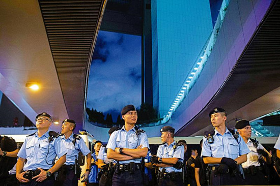 图为香港警队资料图.jpg