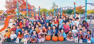 华人女性创办硅谷最大规模中文学校：为了留住根脉