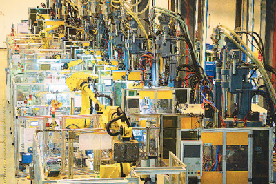 国际社会这样说：中国是世界经济中的一抹亮色