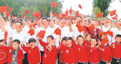 人民日报海外版重磅推出【中国脱贫传奇⑧】这