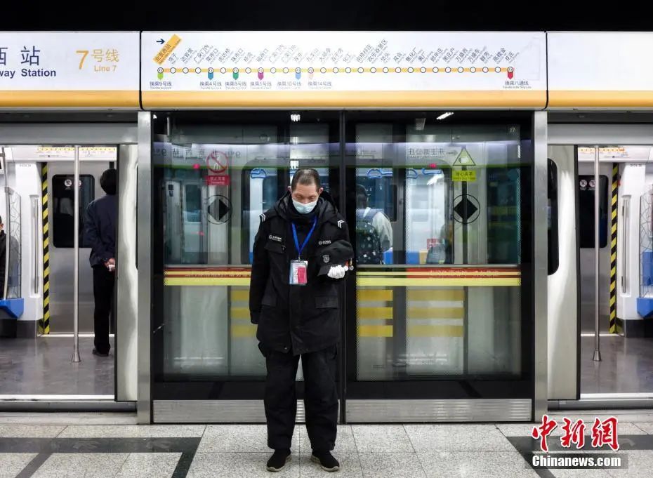 这一刻,全中国默哀三分钟!