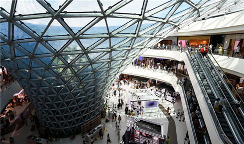 中国经济顶住世纪罕见“三重冲击”