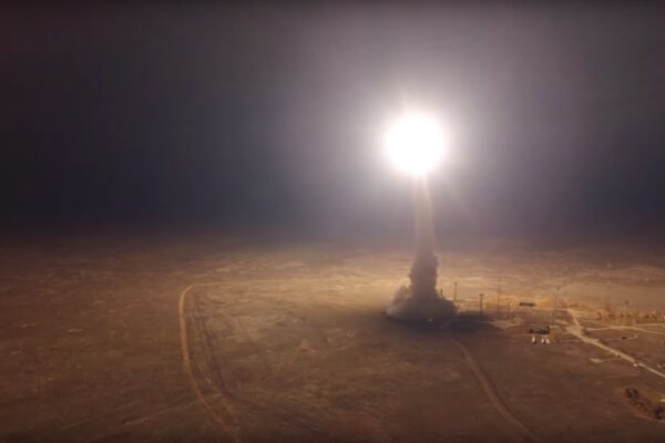 US base in Iraq targeted with tens of missiles 