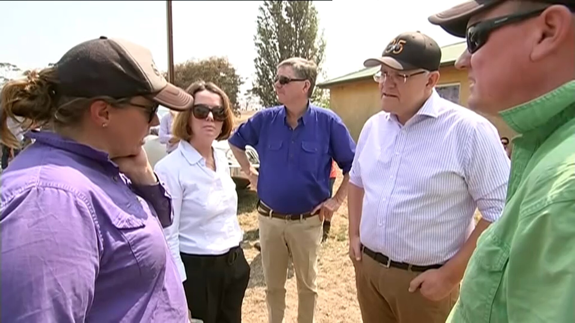 澳大利亚总理到访灾区误称无人员伤亡 当地居民急纠正