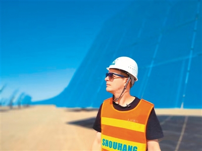 中国故事的英伦讲述者